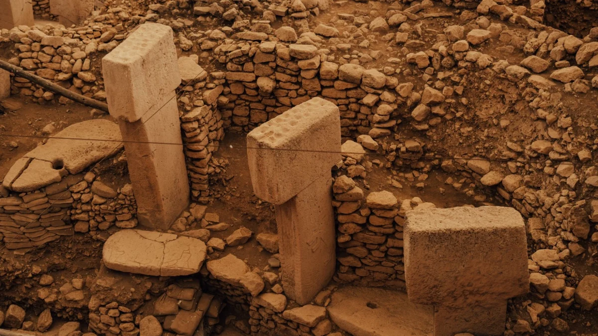 Göbeklitepe'de Konforlu ve Anlamlı Bir Deneyim İçin Atlanmaması Gereken Hazırlıklar Göbeklitepe'de Konforlu ve Anlamlı Bir Deneyim İçin Atlanmaması Gereken Hazırlıklar